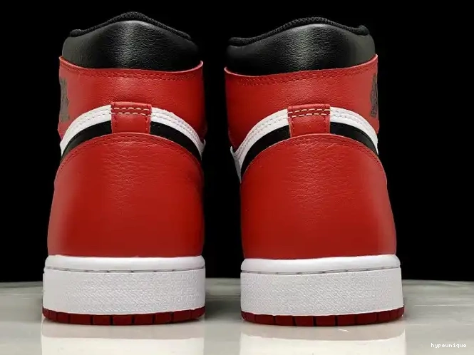 HYPE 1 Retro Black Toe Air Jordan 555088-125 0527